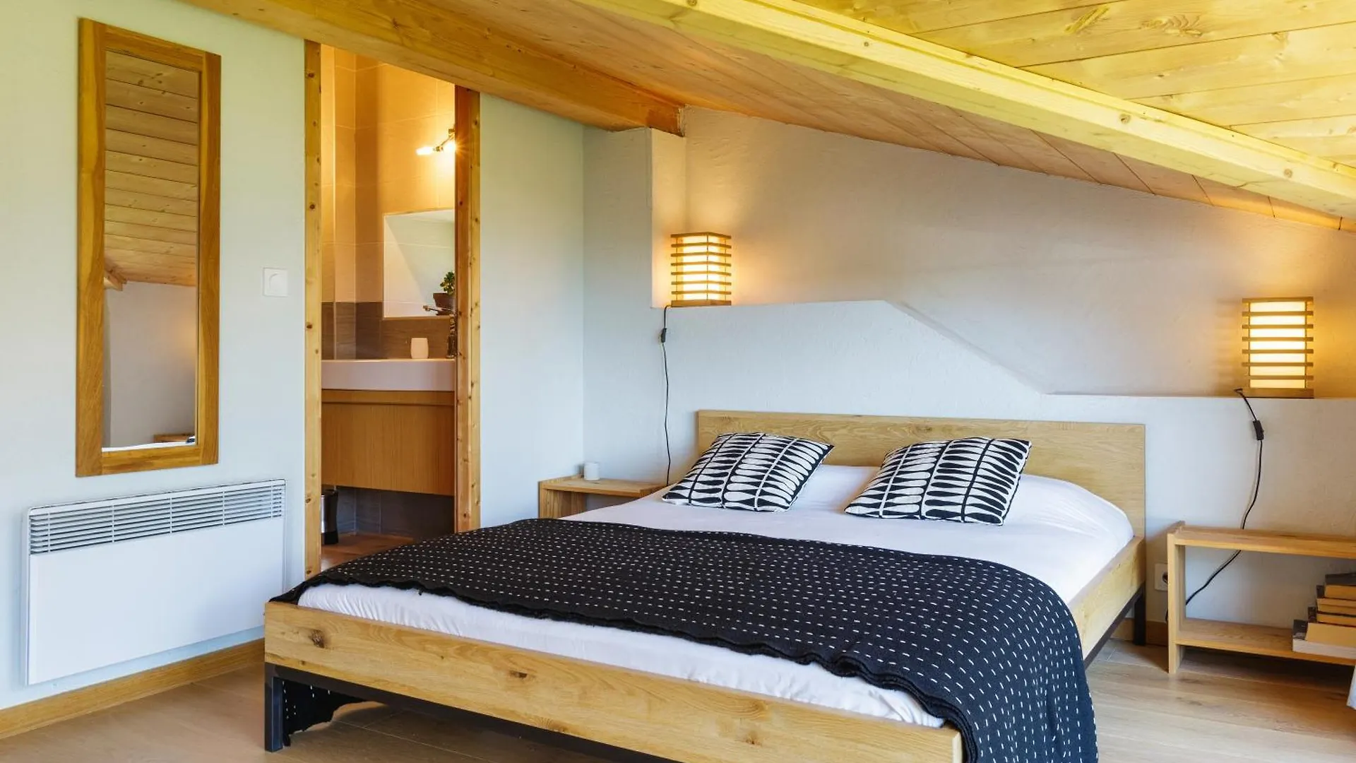 Chalet Plein Centre - Savoyard Moderne - Happy Rentals Chamonix